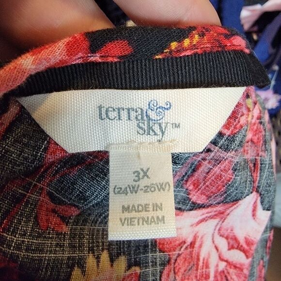 Terra & Sky floral bohemian peasant top 3x (24w-26w) - Picture 5 of 6